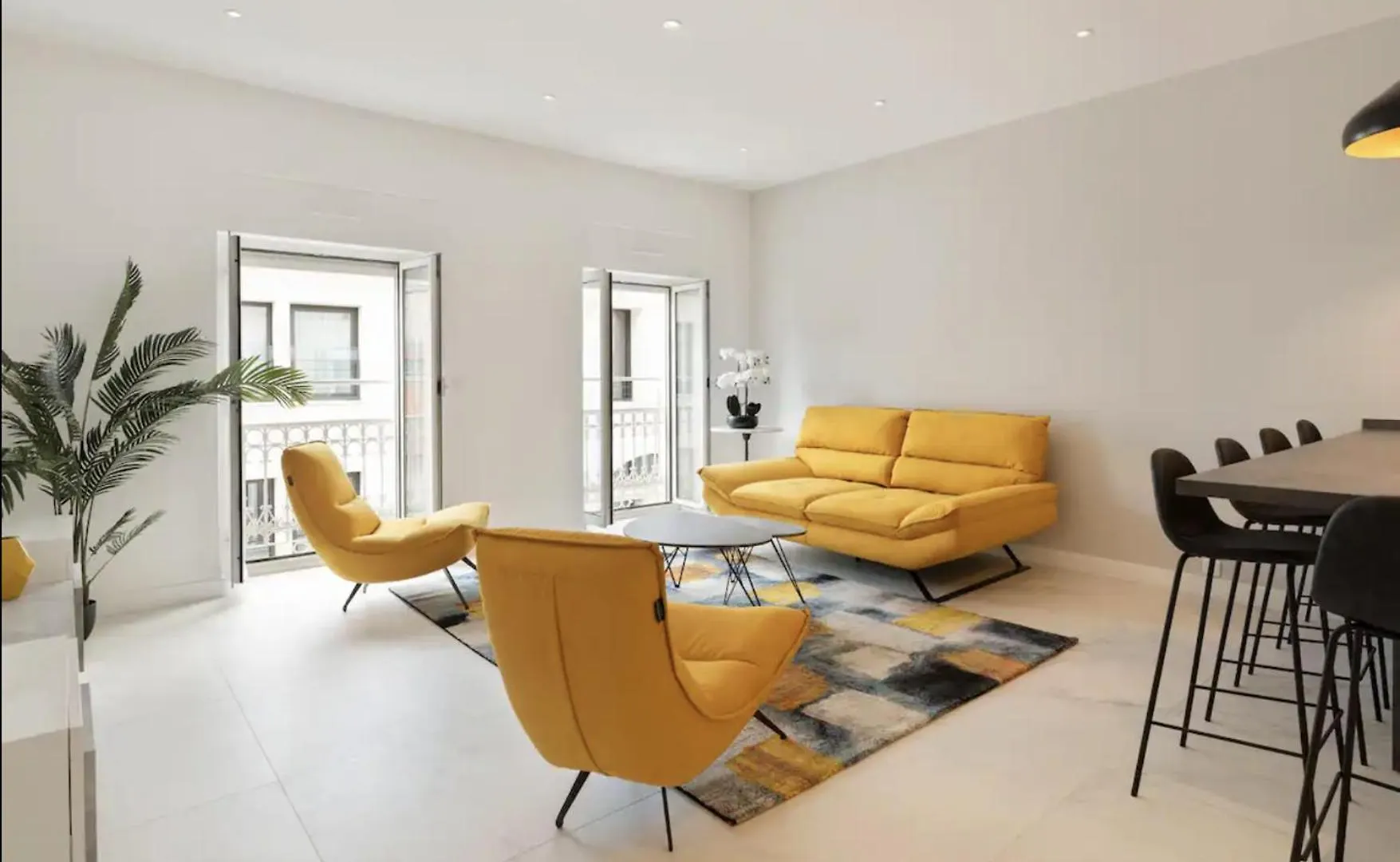 3 Bedrooms 3 Bath Bivouac 2 Min Palais Cannes