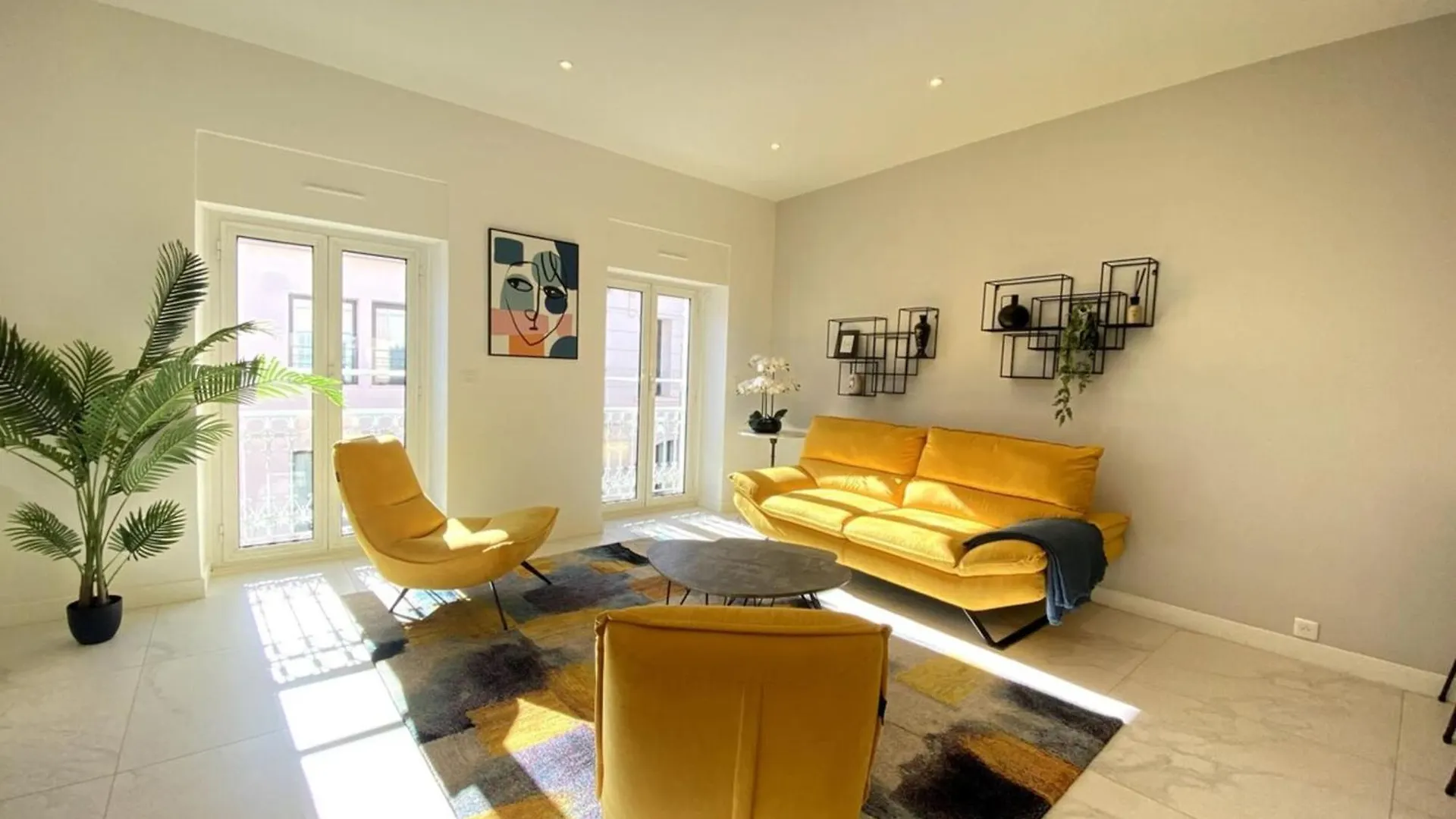 Apartment 3 Bedrooms 3 Bath Bivouac 2 Min Palais Cannes